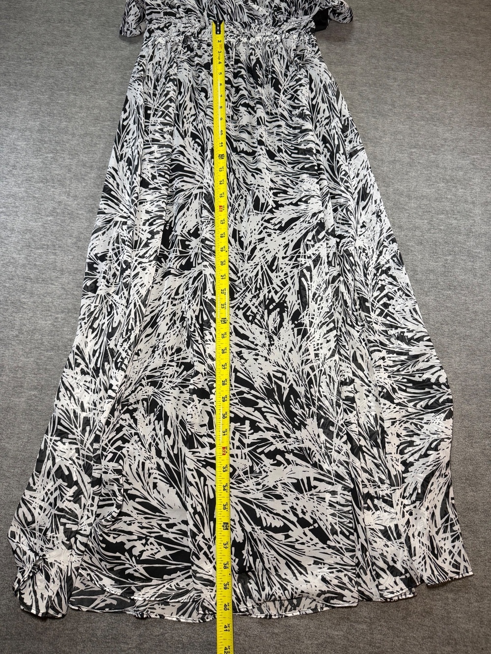 London Times Womens Size 8 Black White Tropical Print Sleeveless Maxi Dress - Picture 4 of 13